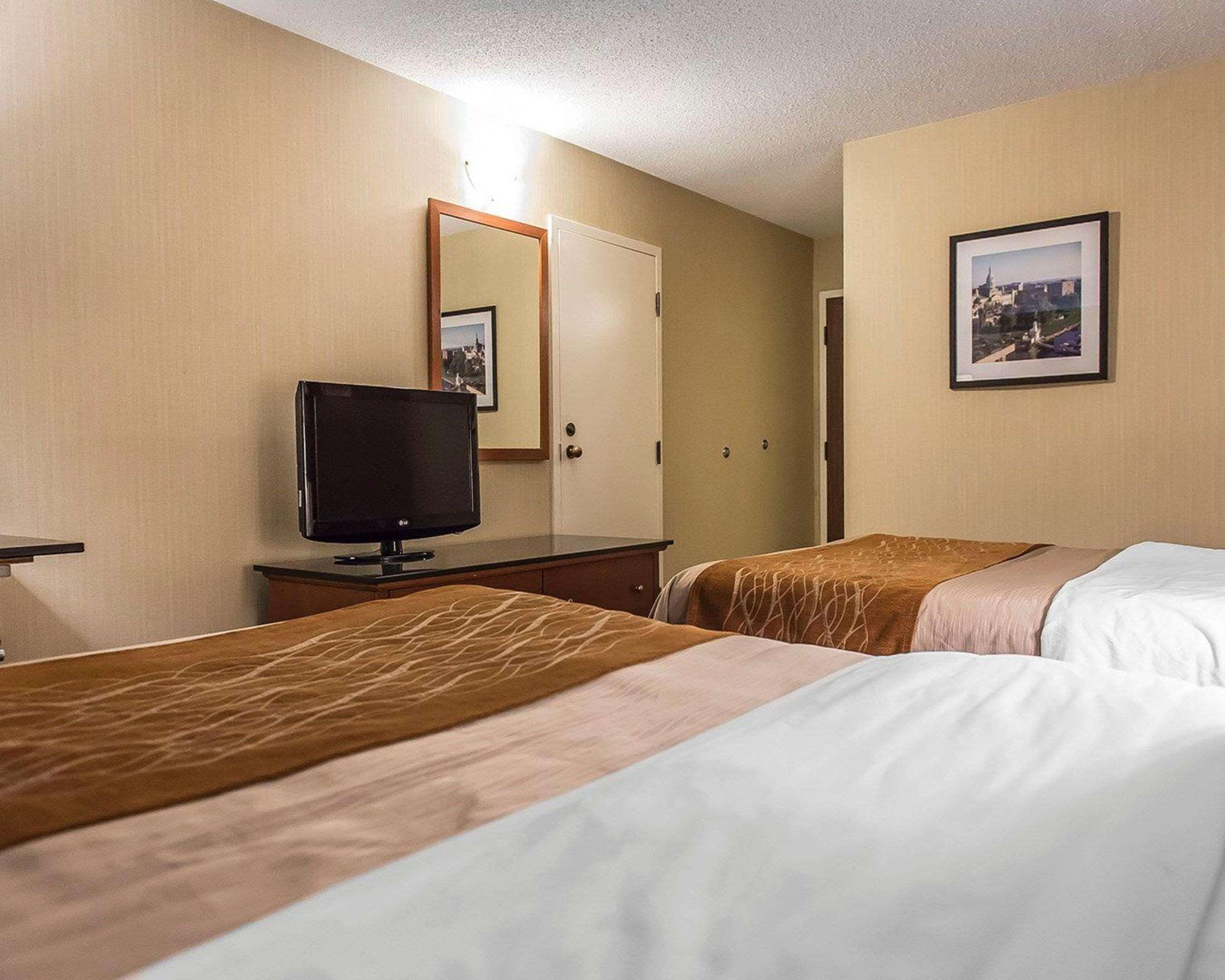 Comfort Inn Hwy 401 Kingston Zewnętrze zdjęcie