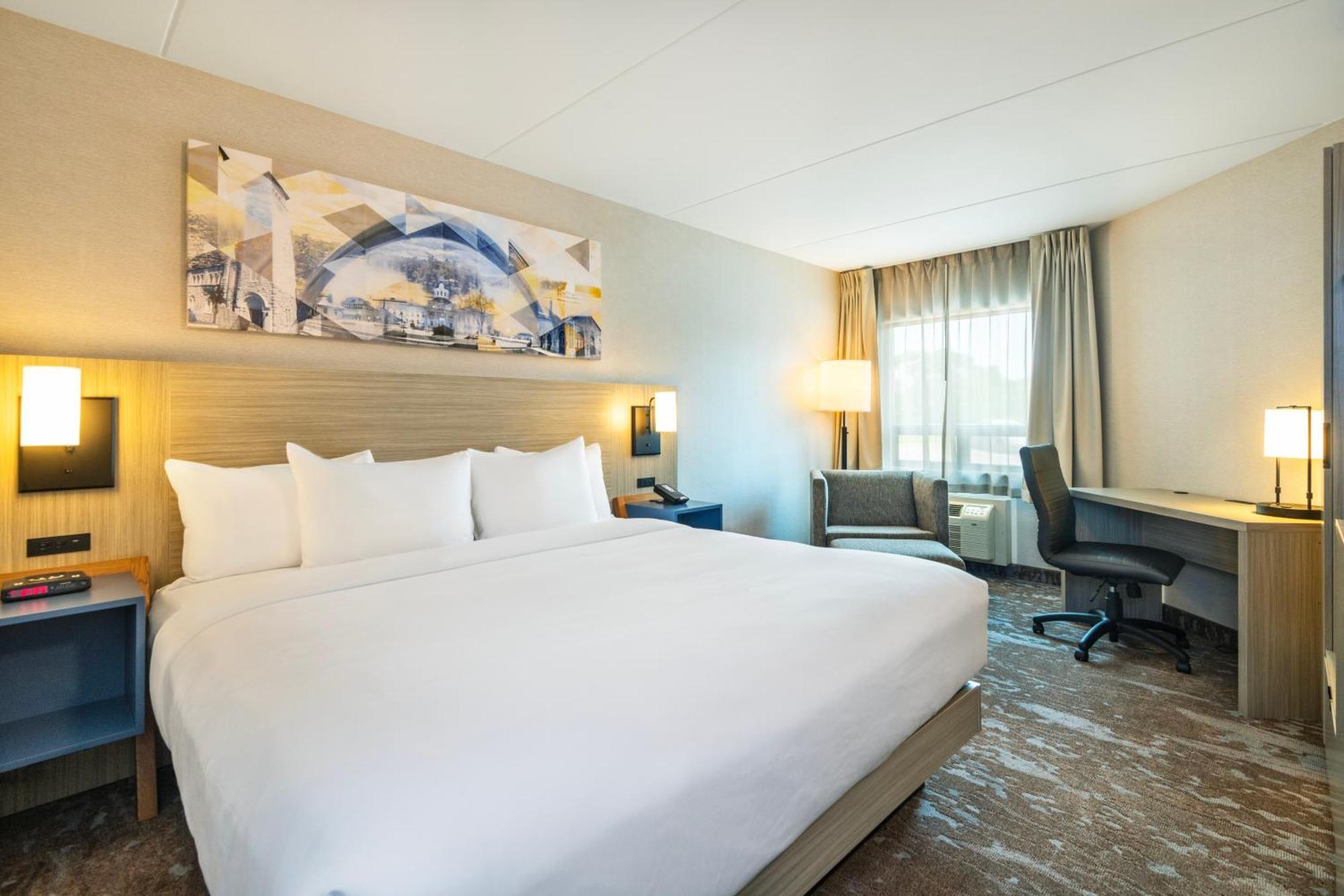 Comfort Inn Hwy 401 Kingston Zewnętrze zdjęcie